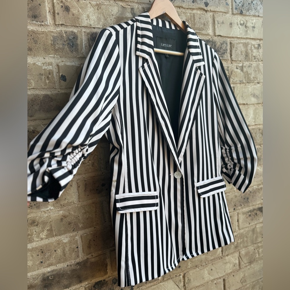 Karen Kane Black and White Striped Blazer Size Medium - Picture 4 of 8